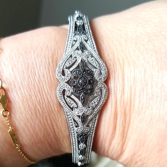 Diamond Bracelet/Bangle In SS. - Picture 1 of 5